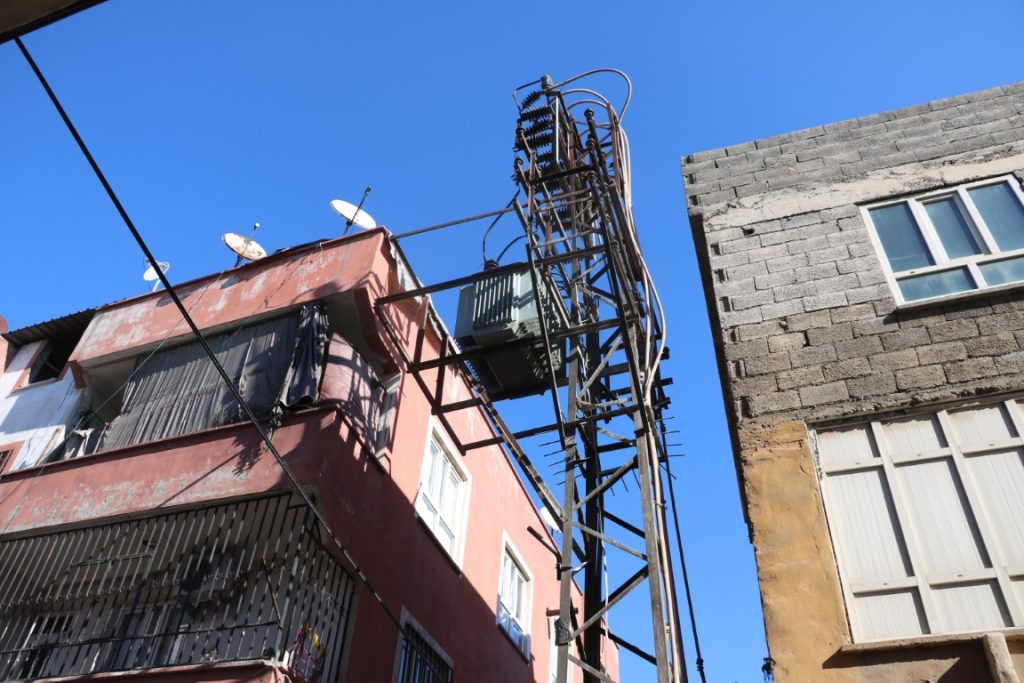 Şanlıurfa’da elektrik faturası krizi: Vatandaşlardan DEDAŞ’a tepki
