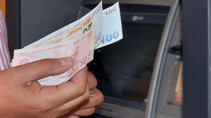 En düşük emekli maaşı maddesi TBMM’de kabul edildi!