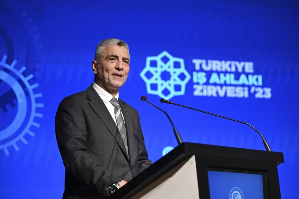 Ticaret Bakanı Bolat: “Ekonomik iyileşme 2025’te hissedilecek”